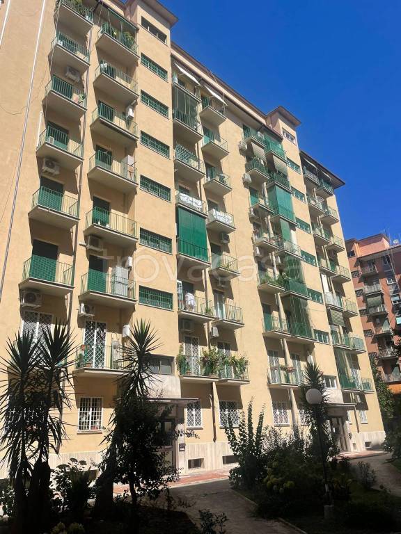 appartamento in vendita a Roma in zona Cinecittà