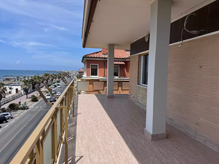 appartamento in vendita a Roma in zona Ostia