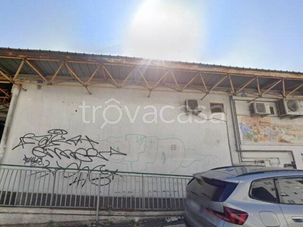 negozio in vendita a Roma in zona Acilia