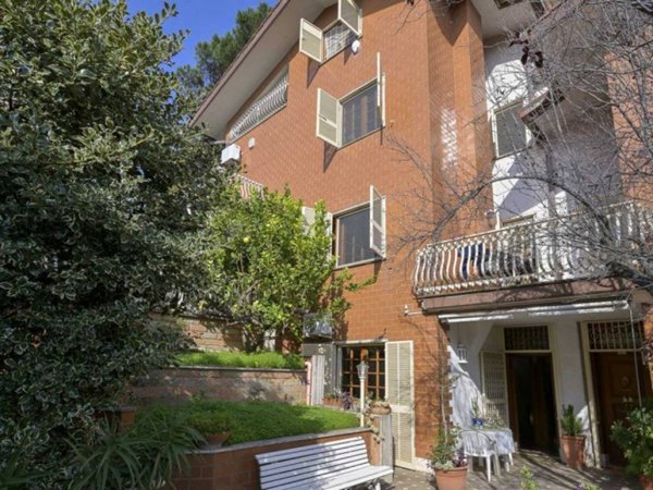 casa indipendente in vendita a Roma in zona Olgiata
