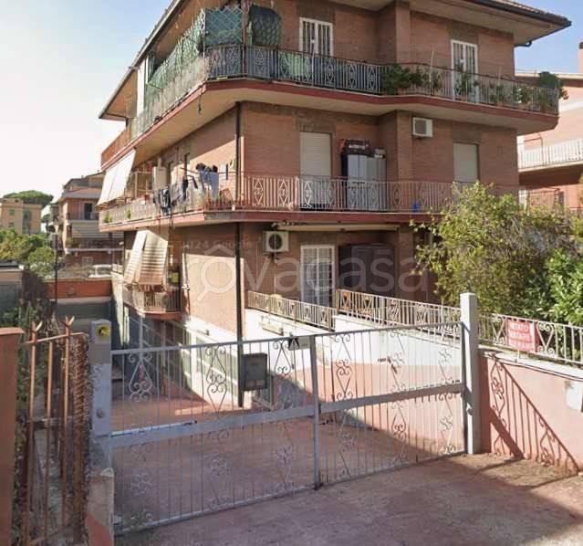 locale di sgombero in vendita a Roma