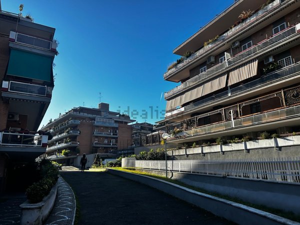 ufficio in vendita a Roma in zona Gianicolense