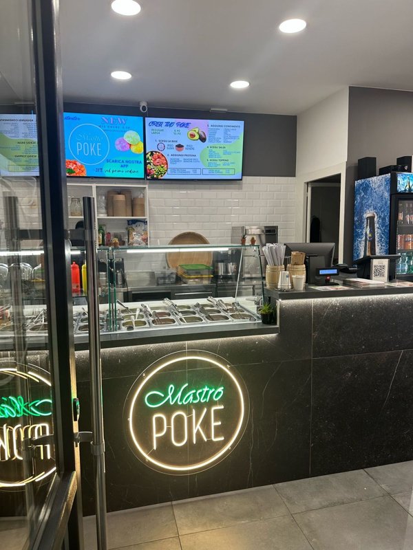 negozio in vendita a Roma in zona Monte Sacro/Talenti