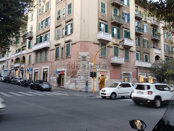 locale di sgombero in vendita a Roma in zona Trieste