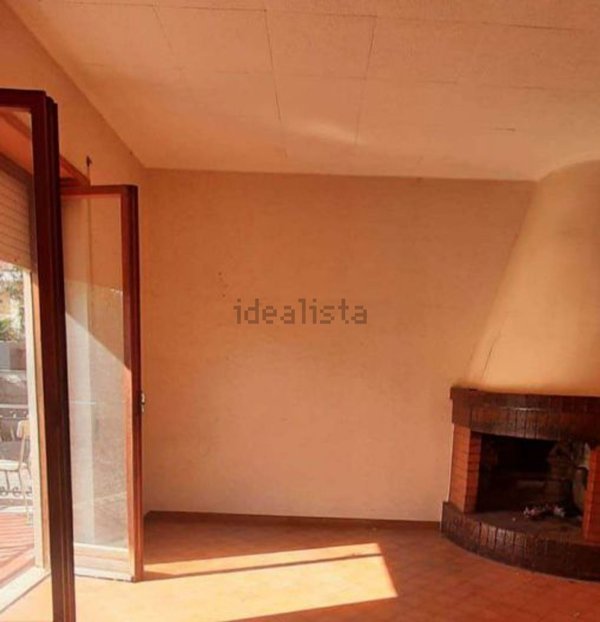 appartamento in vendita a Roma in zona Torrione Cerquetta