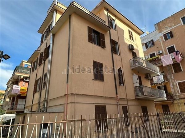 appartamento in vendita a Roma in zona Prenestino-Centocelle