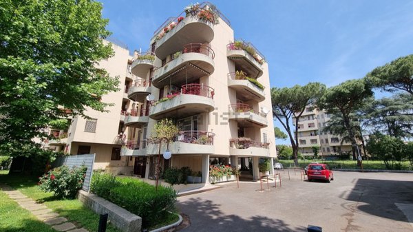 appartamento in vendita a Roma in zona Ardeatino