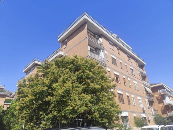 appartamento in vendita a Roma in zona Primavalle