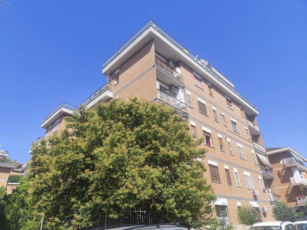 appartamento in vendita a Roma in zona Primavalle