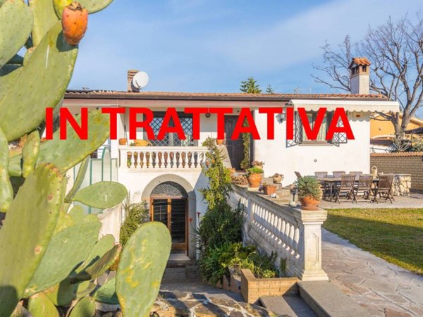 casa indipendente in vendita a Roma in zona Infernetto