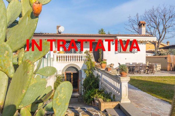 casa indipendente in vendita a Roma in zona Infernetto