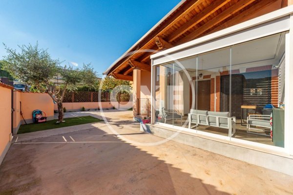 casa indipendente in vendita a Roma in zona Lunghezza