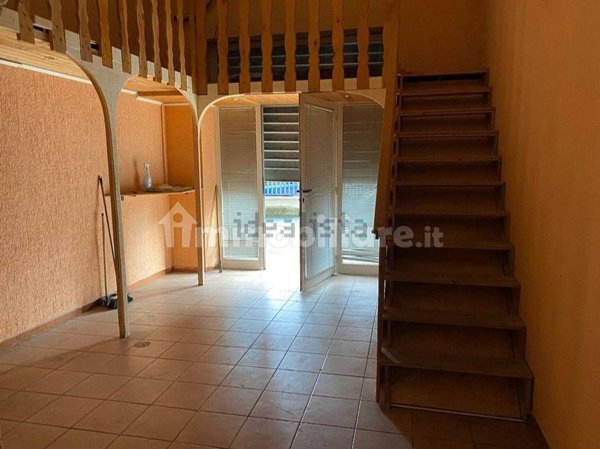 locale commerciale in vendita a Roma in zona Alessandrino