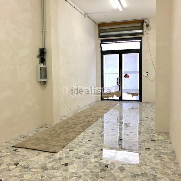 locale commerciale in vendita a Roma in zona Aurelio