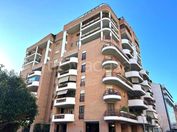 appartamento in vendita a Roma in zona Torrino