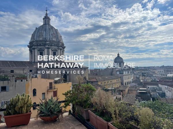 appartamento in vendita a Roma in zona Parione/Sant'Eustachio