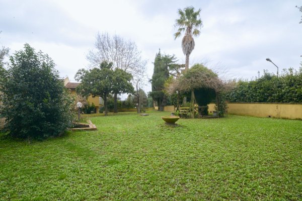 casa indipendente in vendita a Roma in zona Aurelio