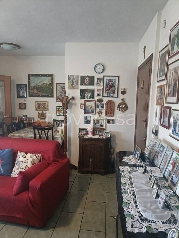 appartamento in vendita a Roma in zona Settecamini