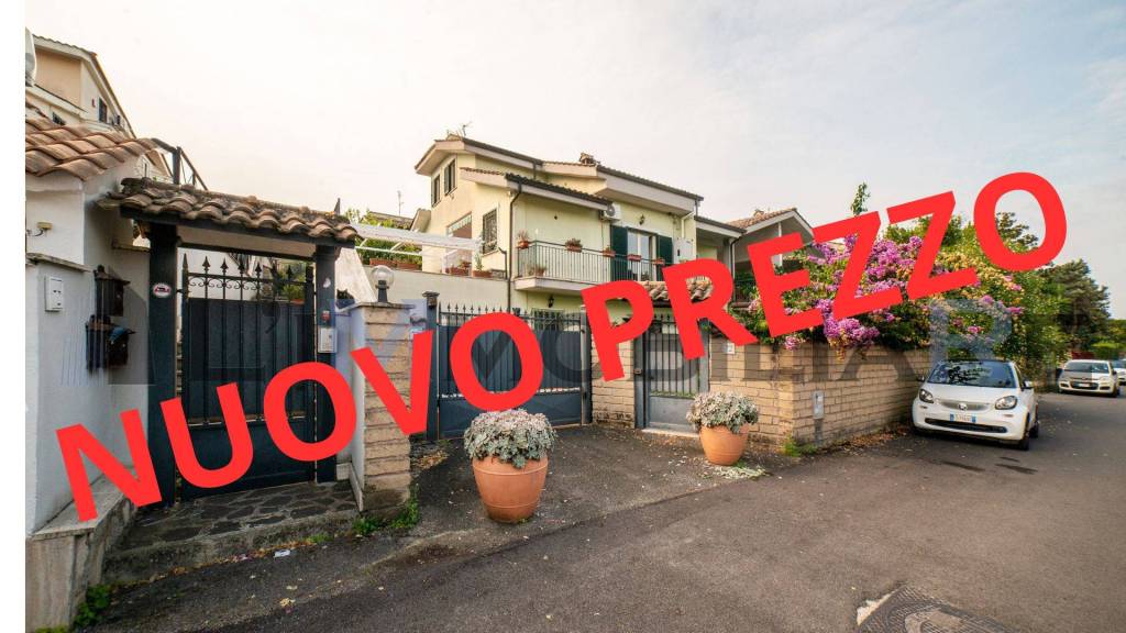 casa indipendente in vendita a Roma in zona Ardeatino