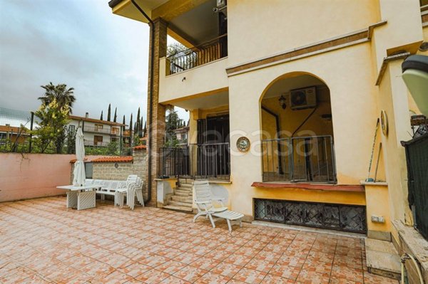 casa indipendente in vendita a Roma in zona Castelverde