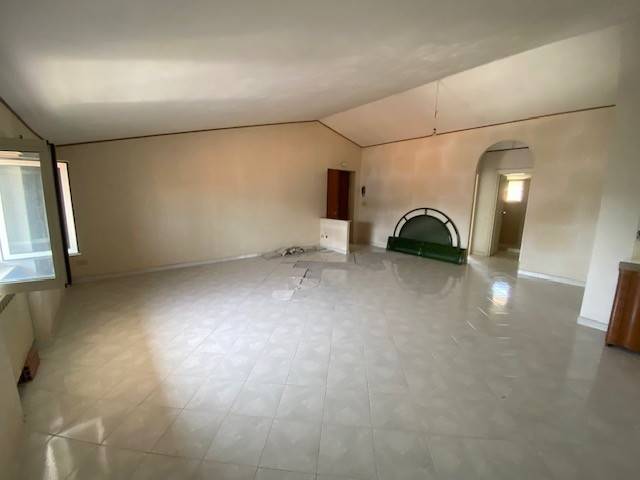 appartamento in vendita a Roma in zona Casal Morena