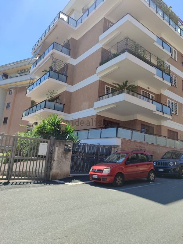 appartamento in vendita a Roma in zona Aurelio