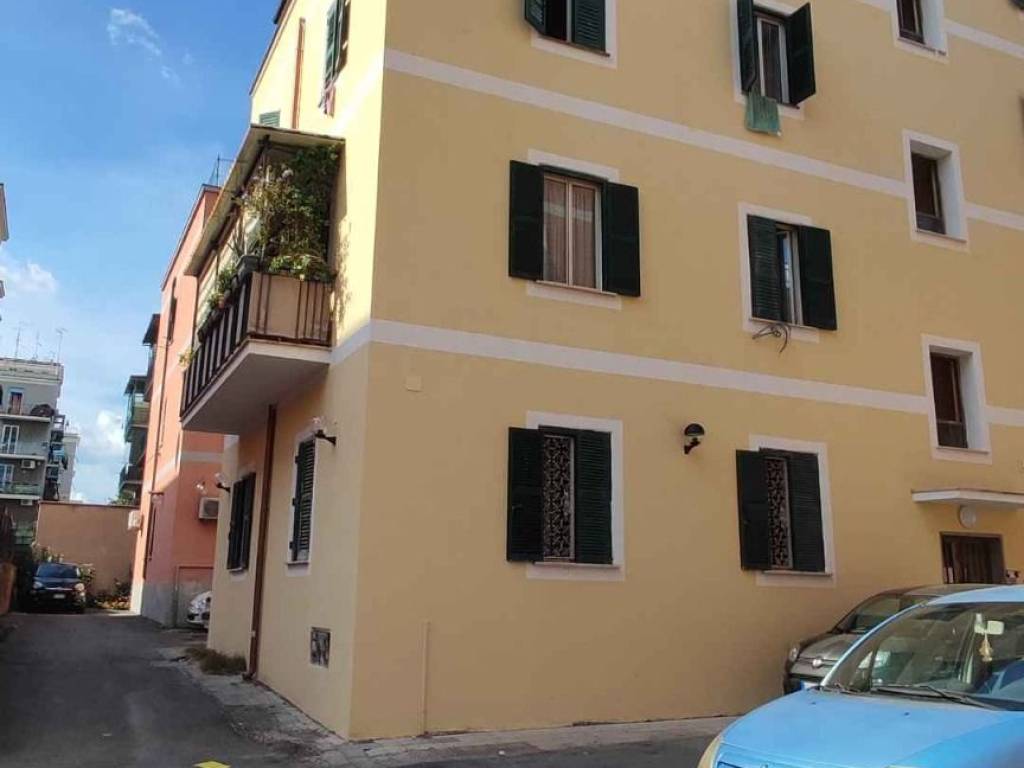 appartamento in vendita a Roma in zona Prenestino-Centocelle