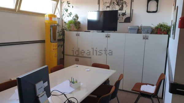 ufficio in vendita a Roma in zona Romanina