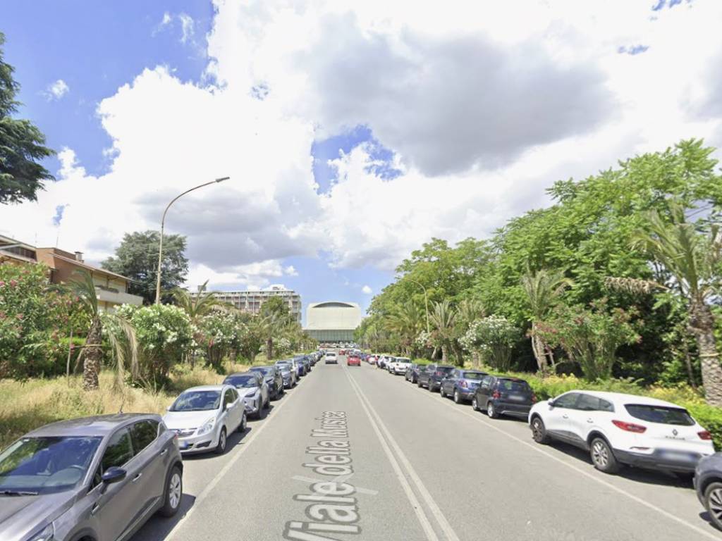 appartamento in vendita a Roma in zona EUR