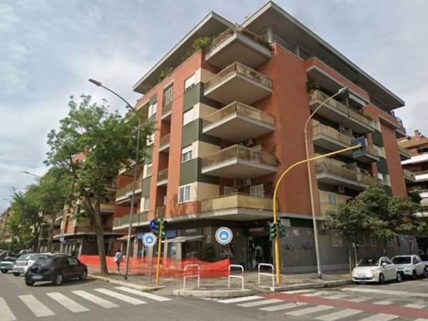 appartamento in vendita a Roma in zona Castel Fusano
