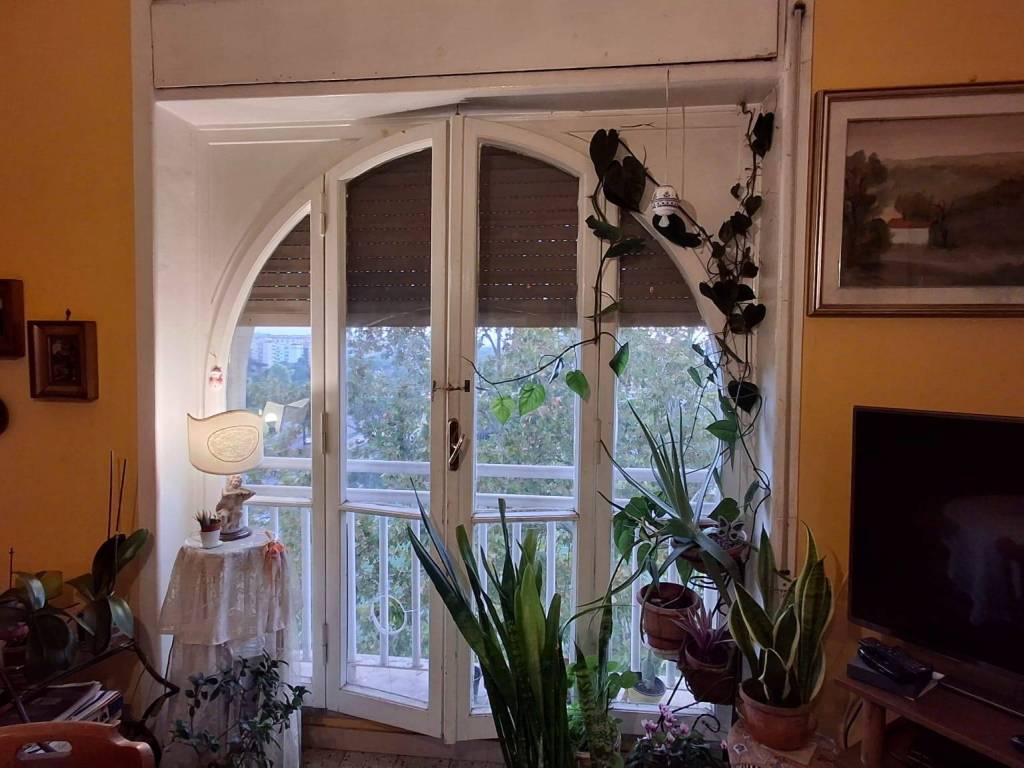 appartamento in vendita a Roma in zona Ostiense