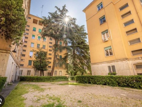 appartamento in vendita a Roma in zona Gianicolense