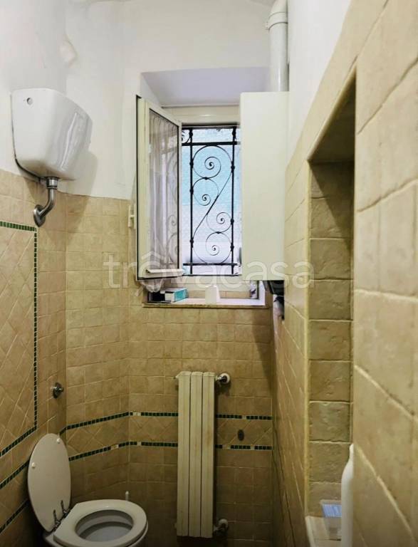 appartamento in vendita a Roma in zona Appio Latino