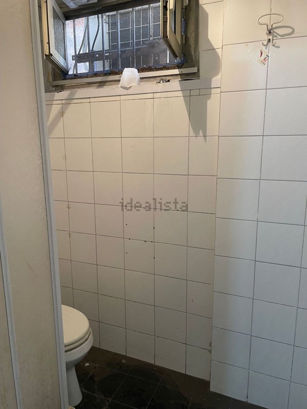 locale commerciale in vendita a Roma