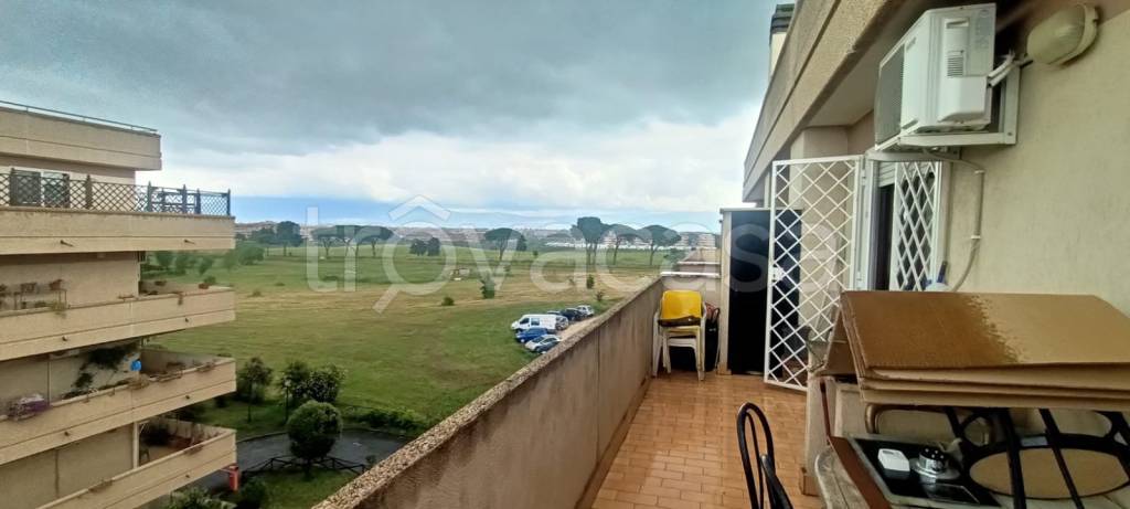 appartamento in vendita a Roma in zona Ponte di Nona