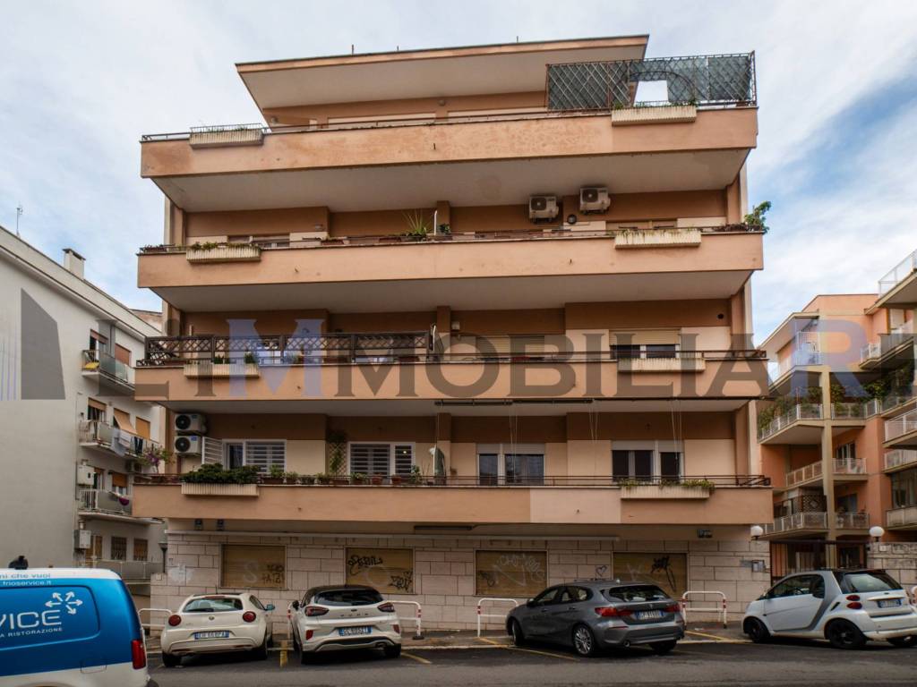 appartamento in vendita a Roma in zona Aurelio
