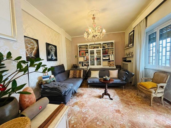 appartamento in vendita a Roma in zona Ardeatino