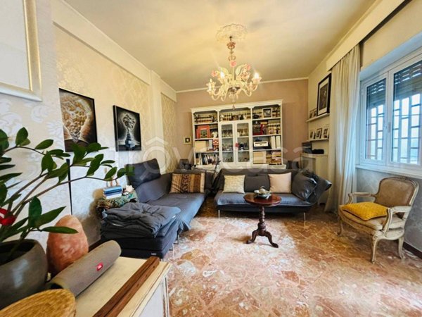 appartamento in vendita a Roma in zona Ardeatino