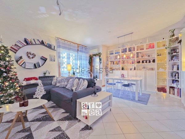 appartamento in vendita a Roma in zona Castel di Leva