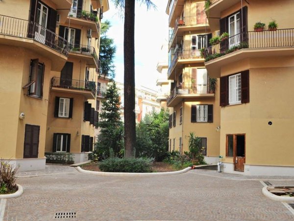appartamento in vendita a Roma in zona Parioli