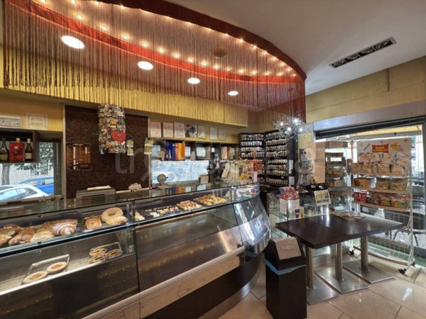 negozio in vendita a Roma in zona Gianicolense