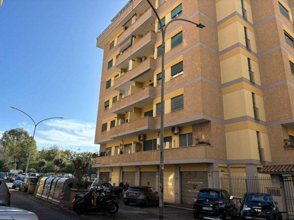 appartamento in vendita a Roma in zona Portuense