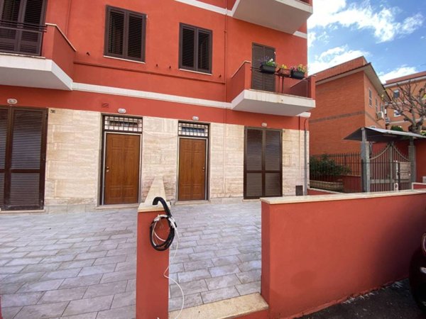 appartamento in vendita a Roma in zona Aurelio