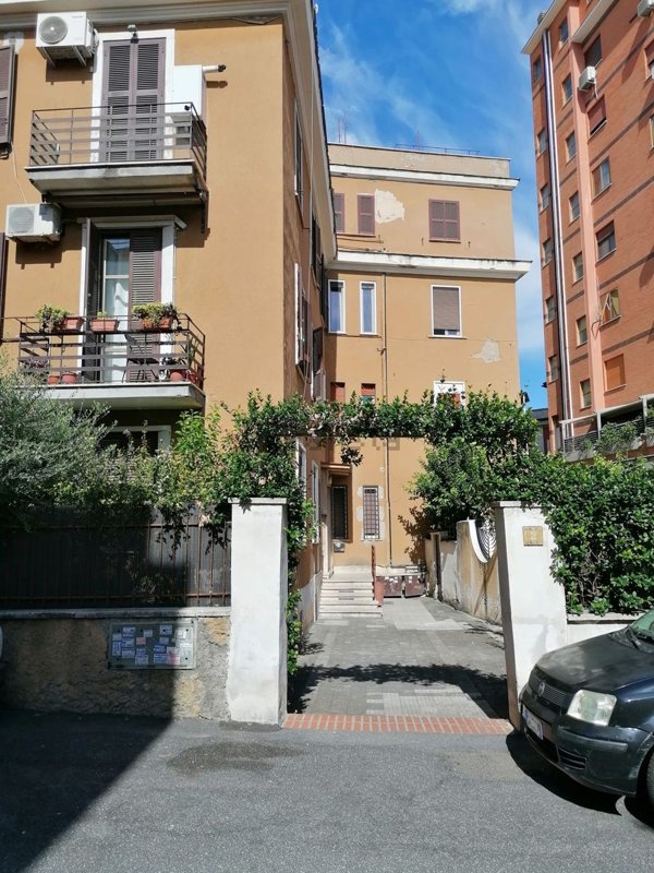 casa indipendente in vendita a Roma