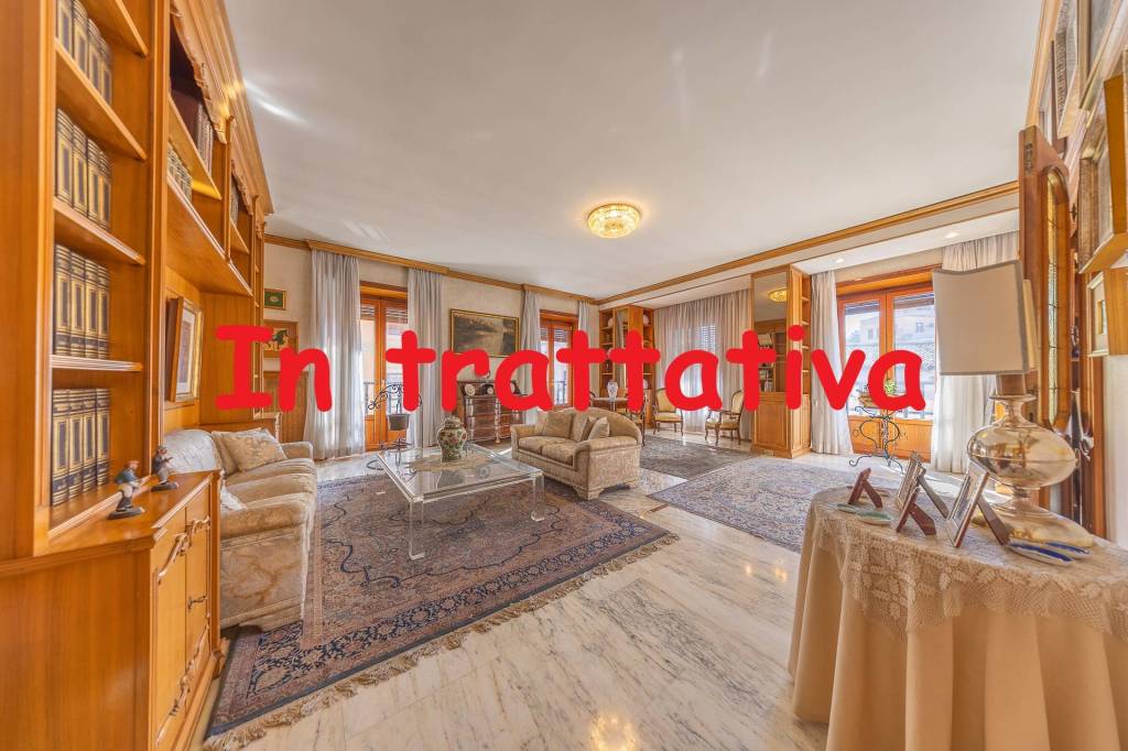 appartamento in vendita a Roma in zona Esquilino