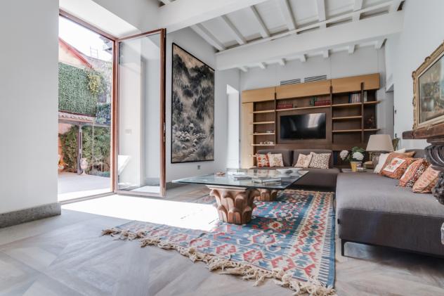 appartamento in vendita a Roma in zona Rione Regola