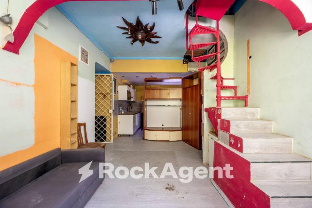 appartamento in vendita a Roma in zona Tomba di Nerone