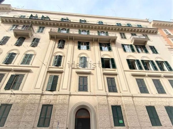 appartamento in vendita a Roma in zona Esquilino