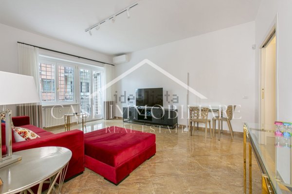 appartamento in vendita a Roma in zona Tor di Quinto