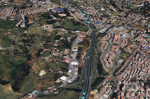 locale commerciale in vendita a Roma